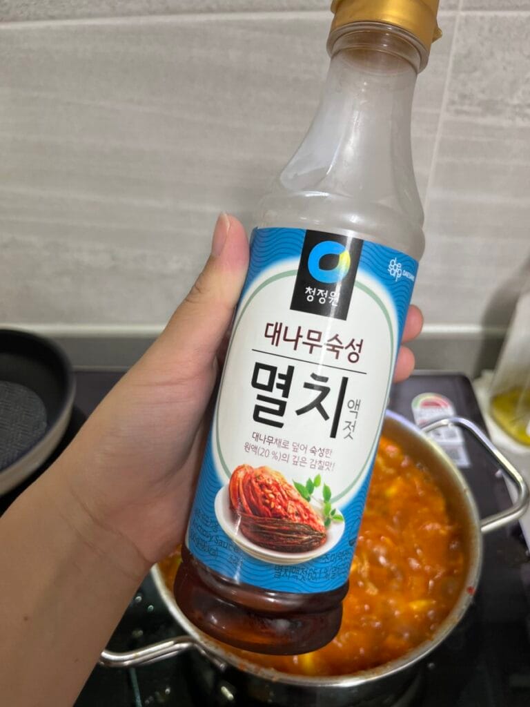 조미료넣기_멸치액젓
